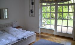 ferienwohnung-14-schlafzimmer.jpg